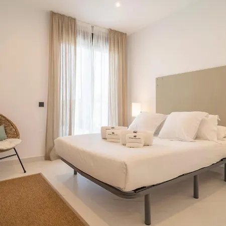 Beautiful In With 2 Bedrooms, Wifi And Outdoor Swimming Pool Apartmán Estepona